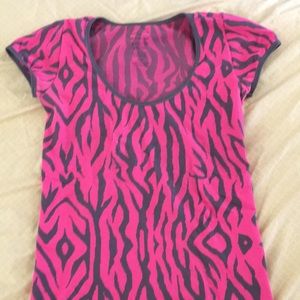 Casual short sleeve stretchy shirt